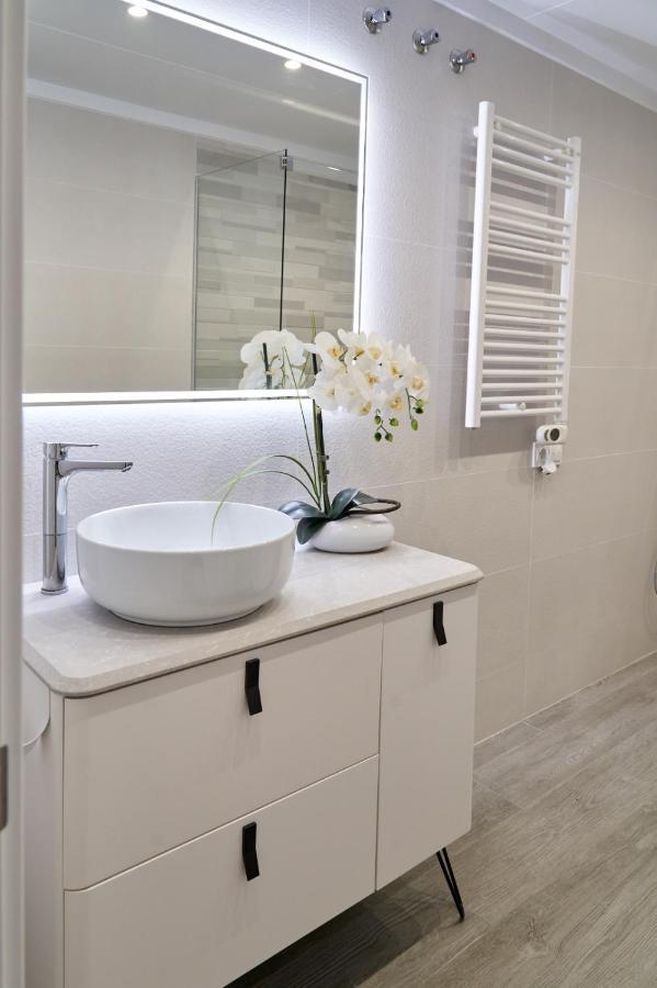 Atic Sole Apartment *